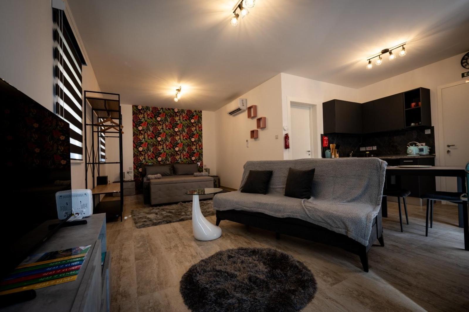 Dar Barbara Duplex 2 Double Bedrooms,2 Sofa Beds Large House With Terrace Roof Views Of Valletta Cospicua Exterior photo